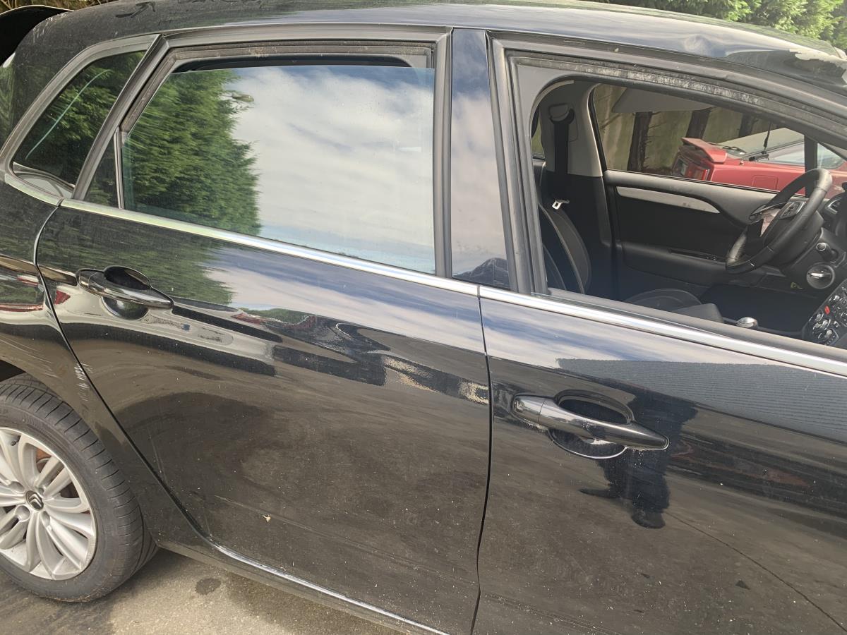 Porta trás direita CITROËN C4 II (B7)