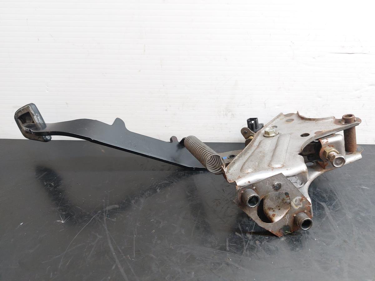 Pedal TOYOTA Avensis Liftback (_T25_) Imagem-4