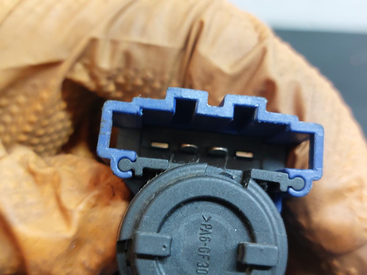 Capteur pédale de frein  AUDI A4 (8E2, B6) Imagem-3