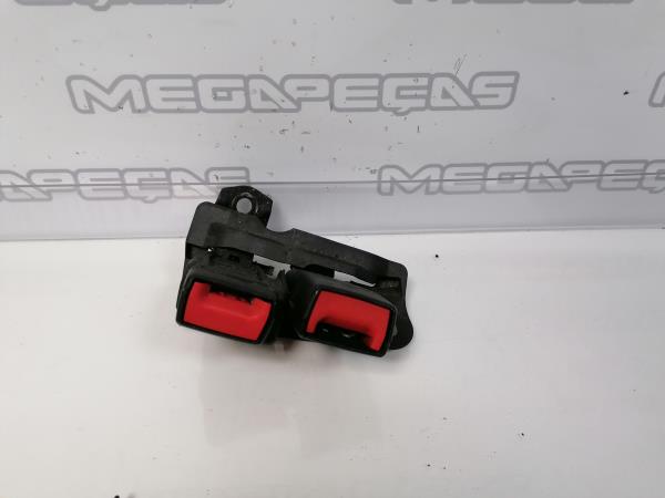 Arnés del cinturón de seguridad AUDI A4 (8K2, B8)