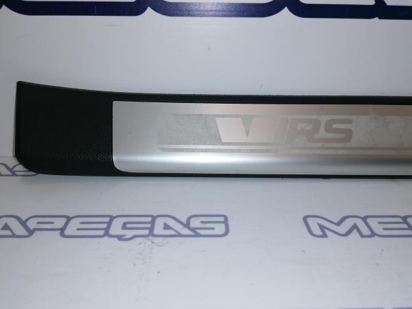 Right front door sill SKODA Octavia III Break (5E5) Imagem-1