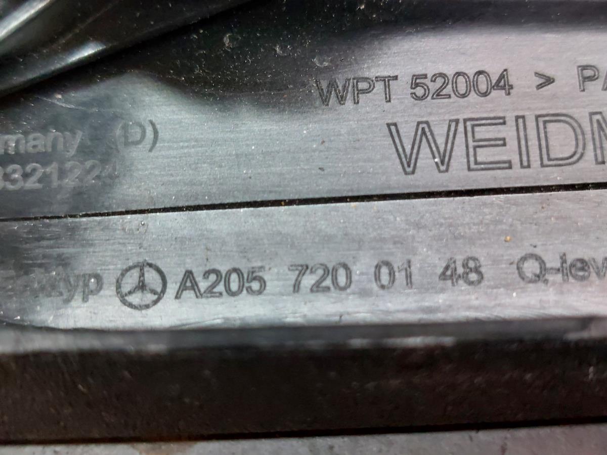 Tapa altavoces MERCEDES-BENZ Classe C (W205) Imagem-2