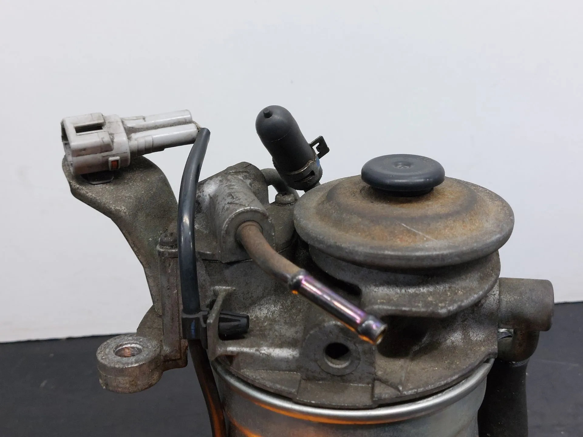 Oil filter cap / housing TOYOTA Auris Hatchback (_E15_) Imagem-4