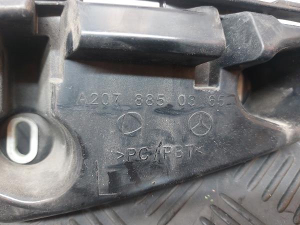 Soporte genérico MERCEDES-BENZ Classe E Cabriolet (A207) Imagem-4