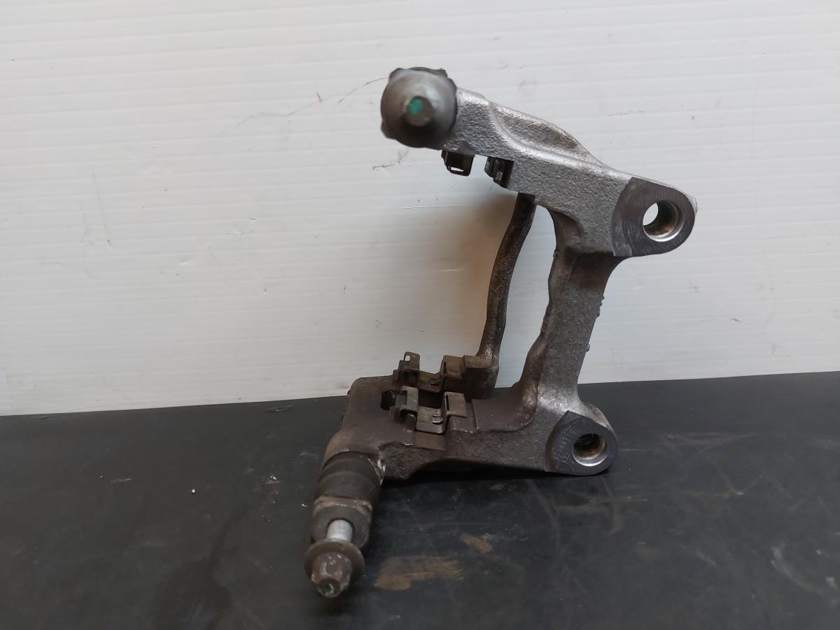 Suporte pinça de travão MERCEDES-BENZ Classe A (W177) Imagem-2