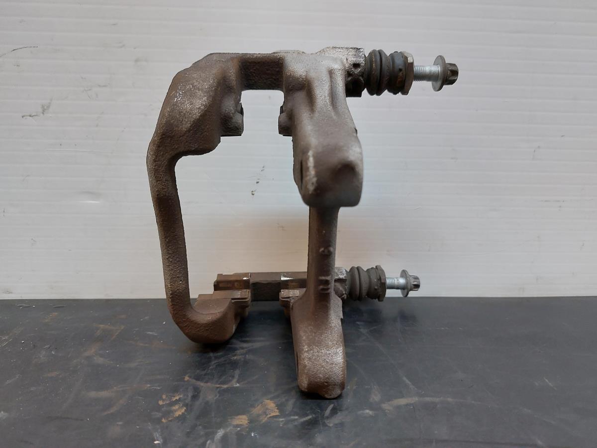 Suporte pinça de travão MERCEDES-BENZ Classe A (W177) Imagem-1