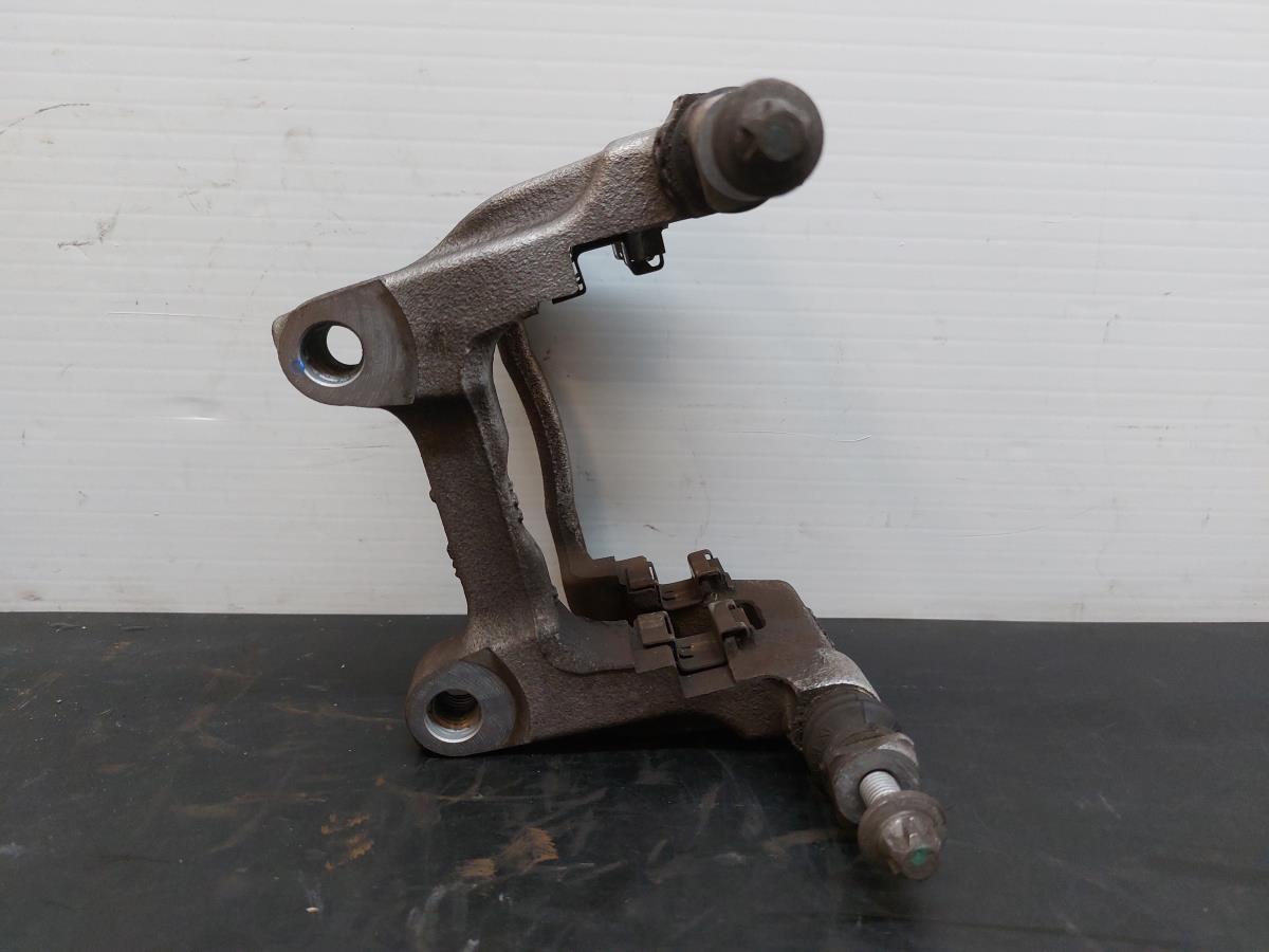 Suporte pinça de travão MERCEDES-BENZ Classe A (W177) Imagem-2