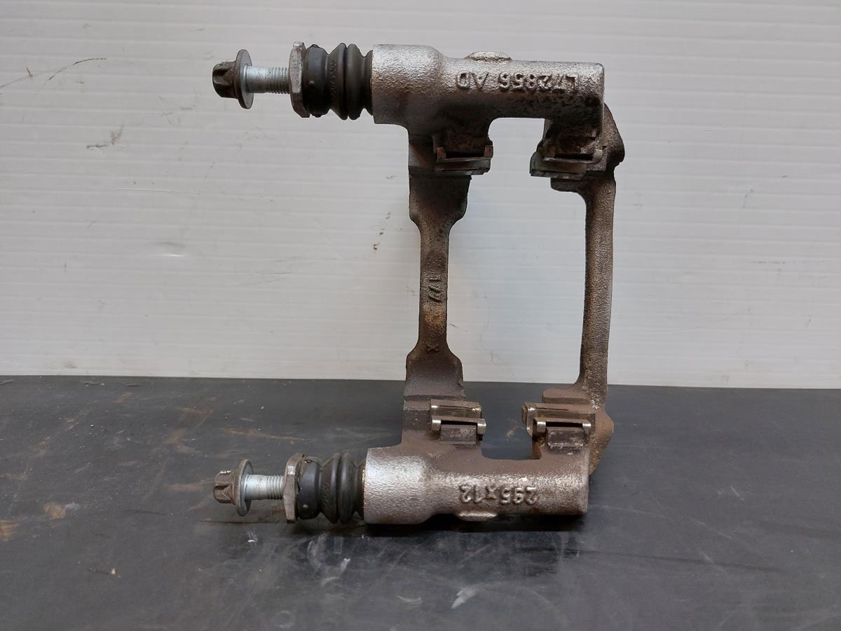 Suporte pinça de travão MERCEDES-BENZ Classe A (W177) Imagem-3