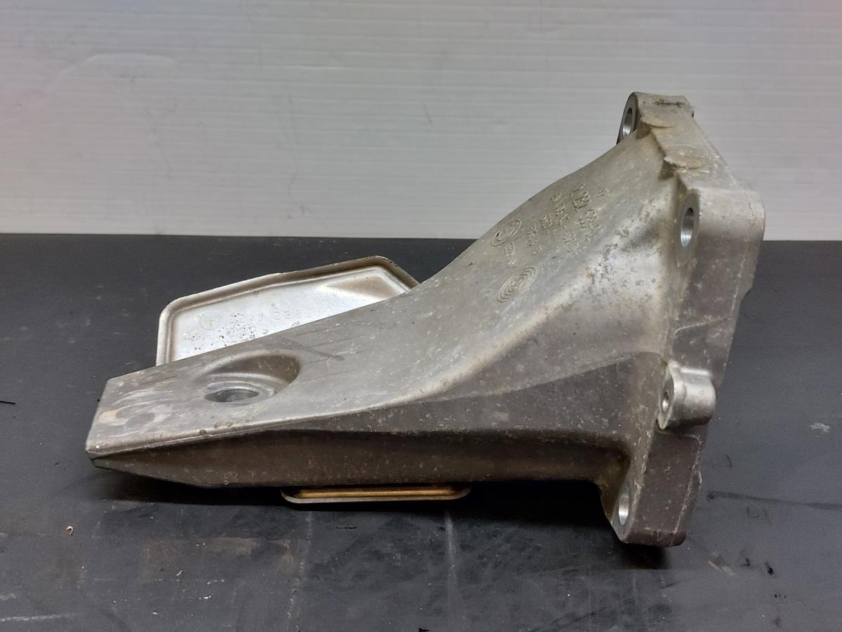 Supporto generico BMW 6 (E63) Imagem-2