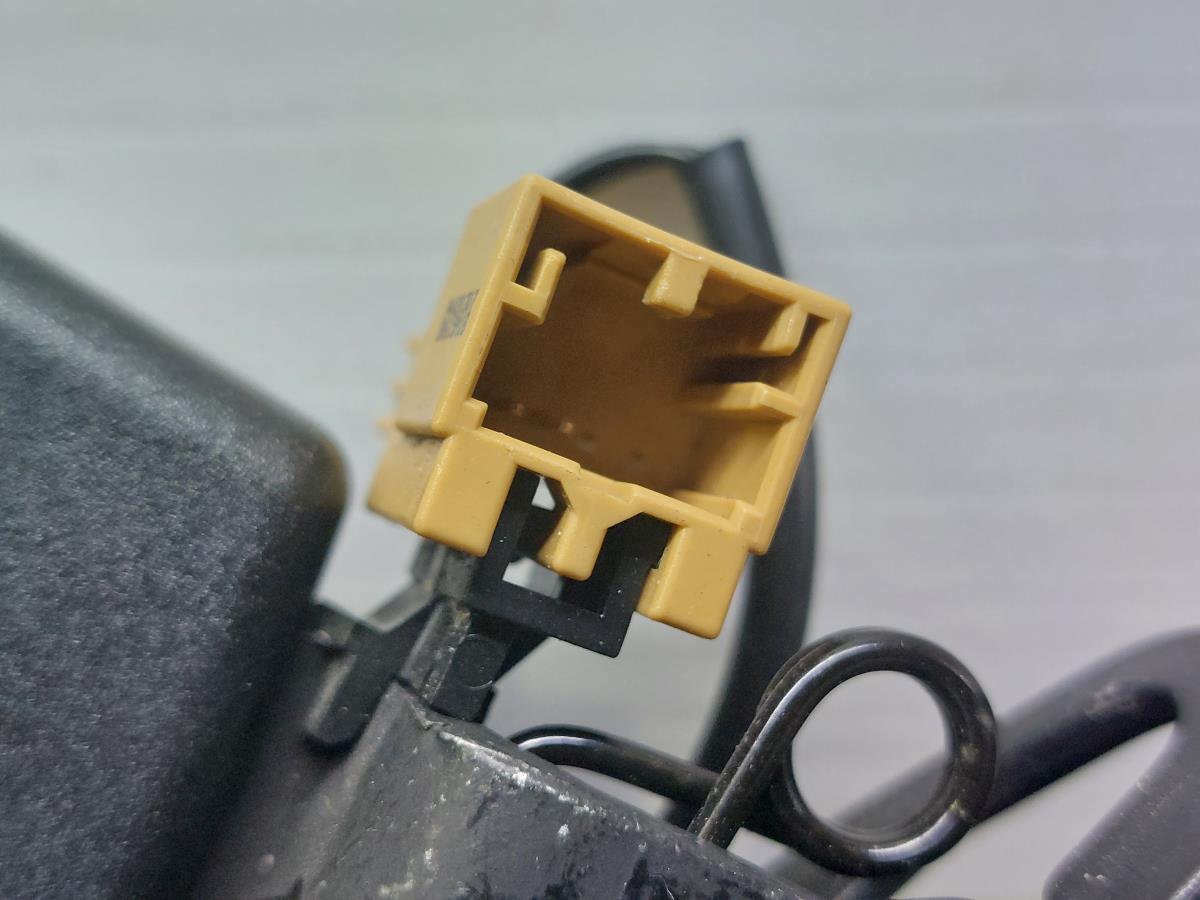 Arnés del cinturón de seguridad AUDI A6 Avant (4G5, 4GD, C7) Imagem-1