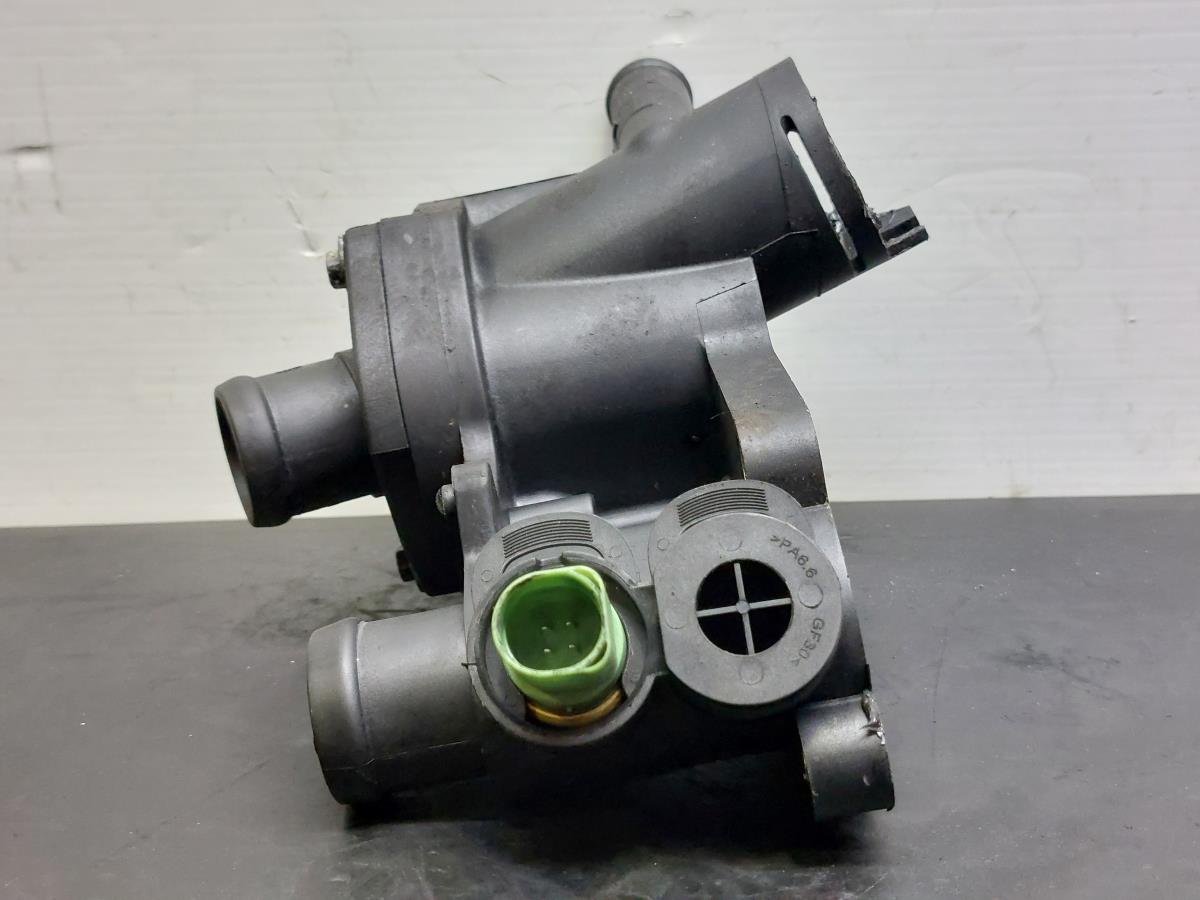Corpo termostato / termostato VOLKSWAGEN Golf IV (1J1) Imagem-1