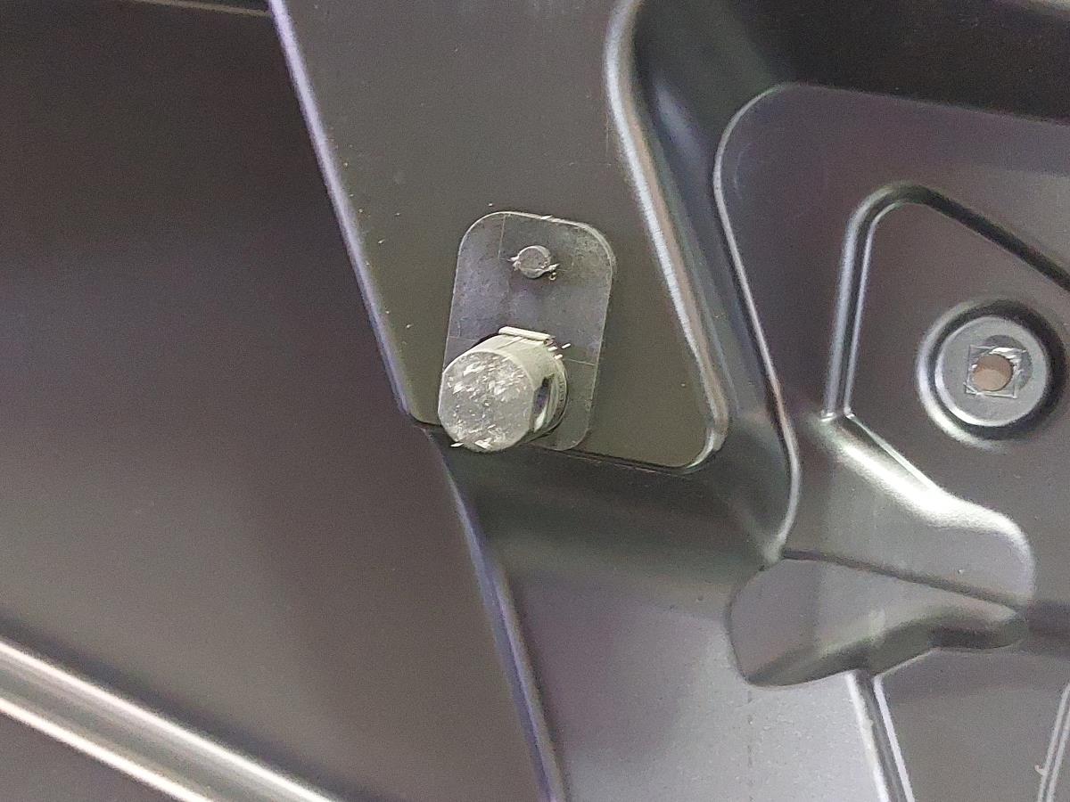 Coperchio / copertura generica BMW 6 Cabriolet (F12) Imagem-12