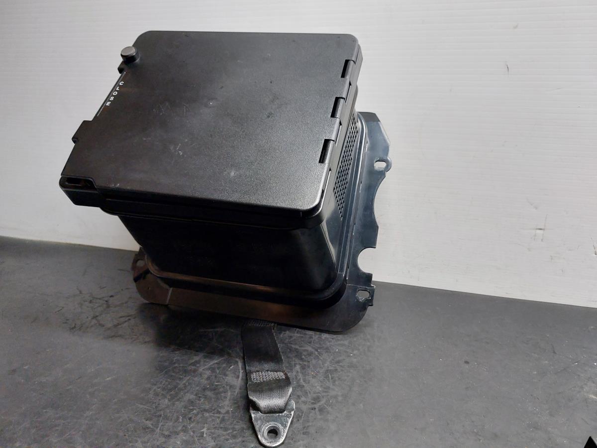 Generic cover BMW 6 Cabriolet (F12) Imagem-3