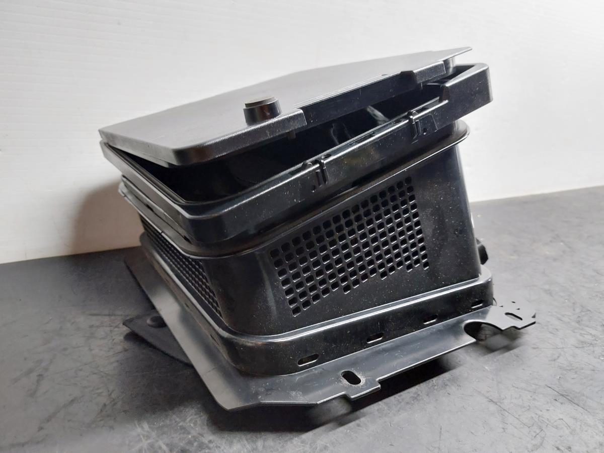 Generic cover BMW 6 Cabriolet (F12) Imagem-6