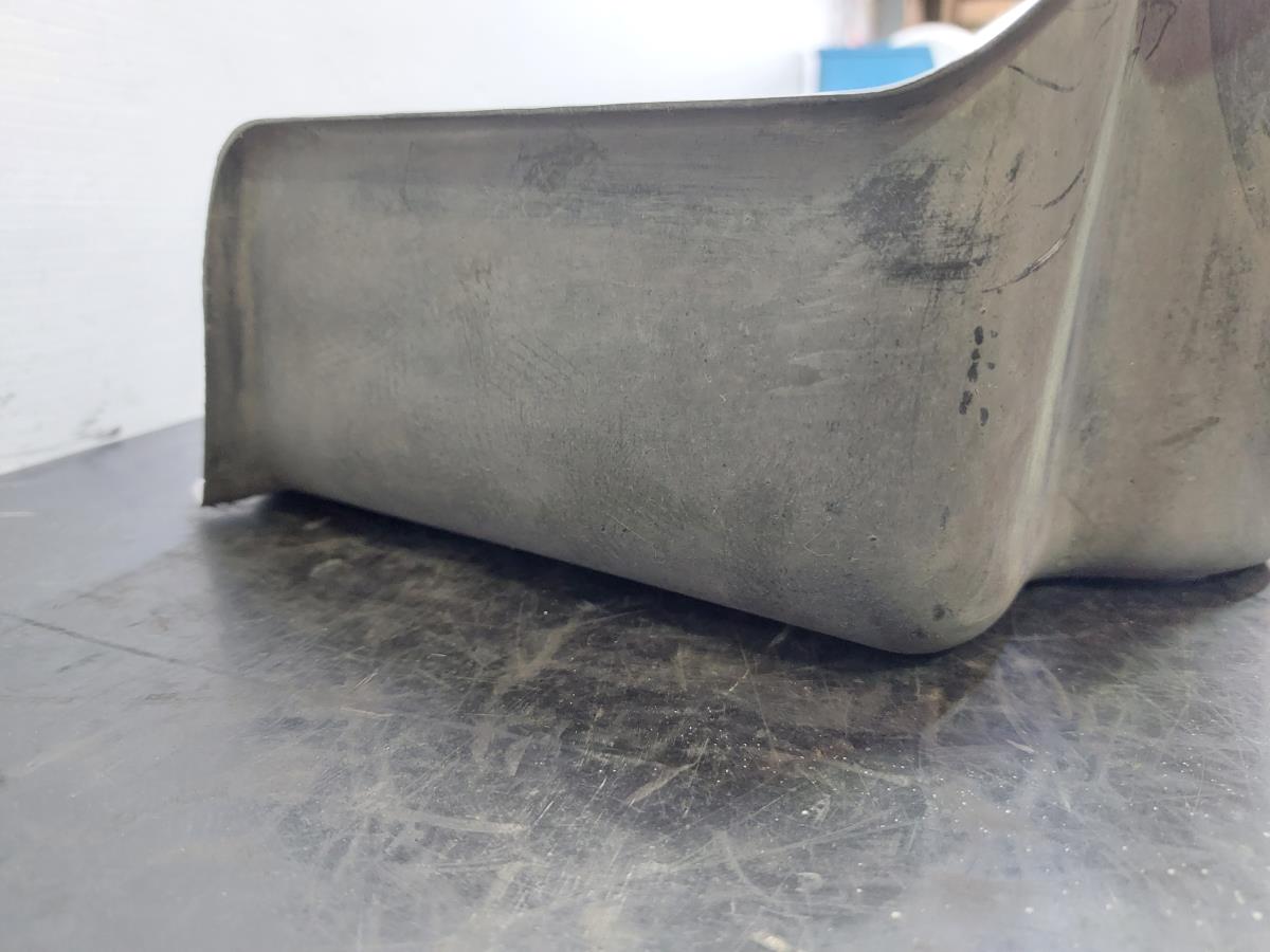 Couvercle / couverture générale AUDI A4 (8E2, B6) Imagem-4