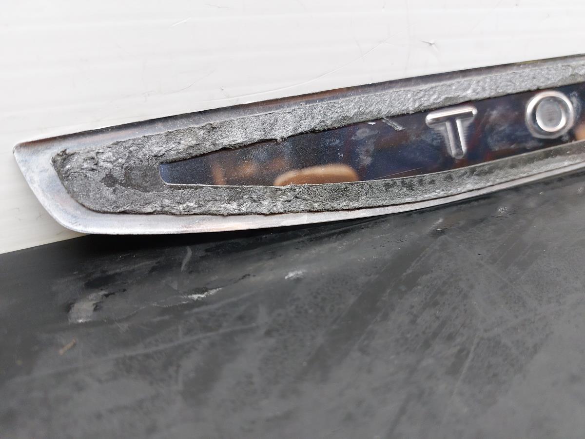 Rodapé / soleira porta frente direita PEUGEOT 308 SW II Imagem-6