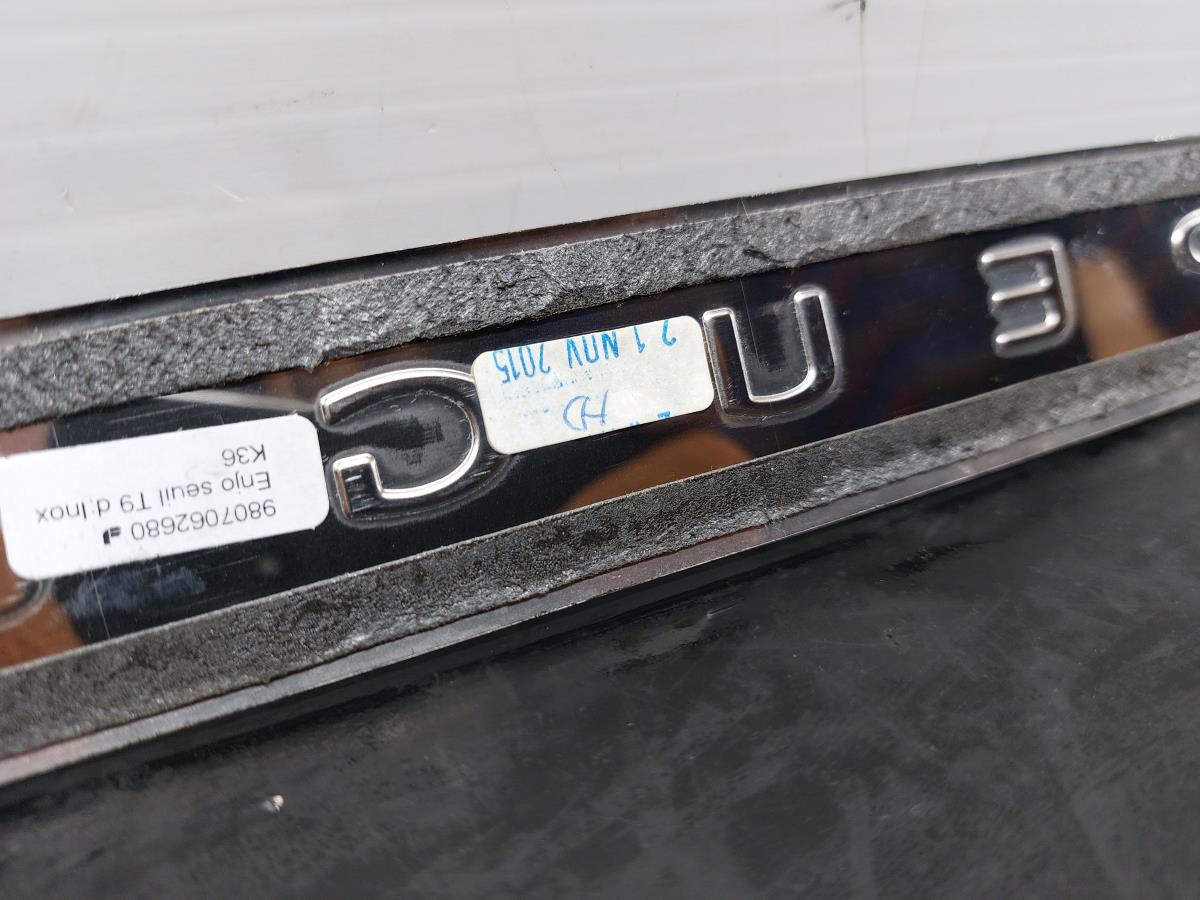 Rodapé / soleira porta frente direita PEUGEOT 308 SW II Imagem-8