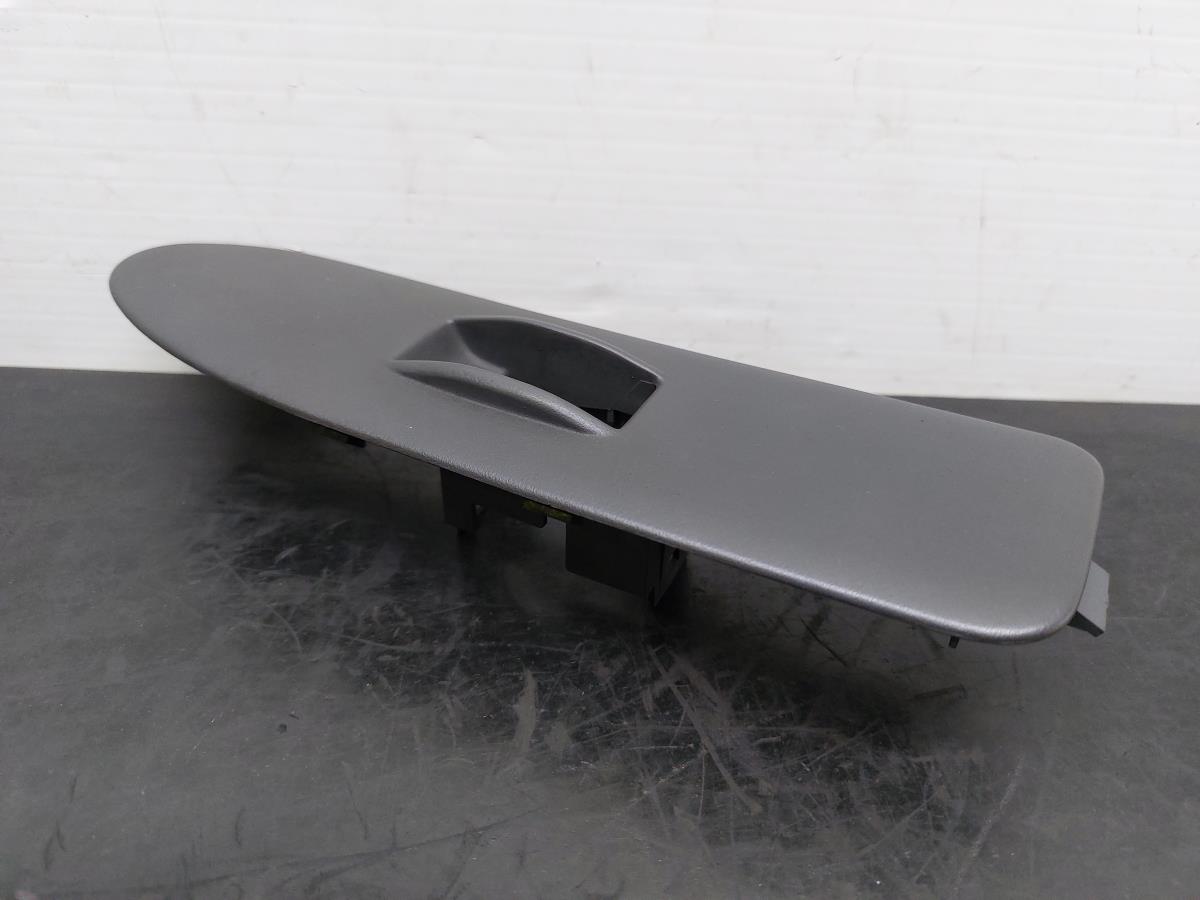 Modanatura porta anteriore destra TOYOTA Corolla Wagon (_E10_)