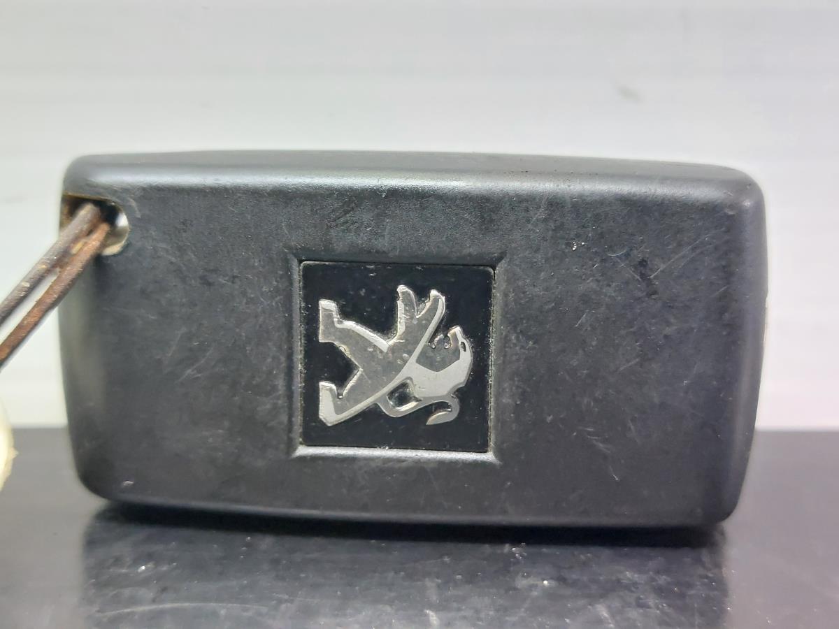 Chave / comando PEUGEOT RCZ Imagem-1