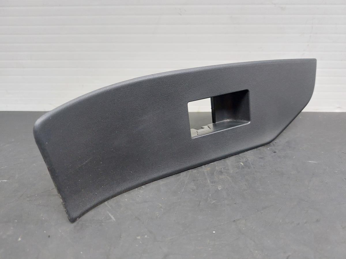 Couvercle / couverture générale TOYOTA Verso (_R2_) Imagem-0