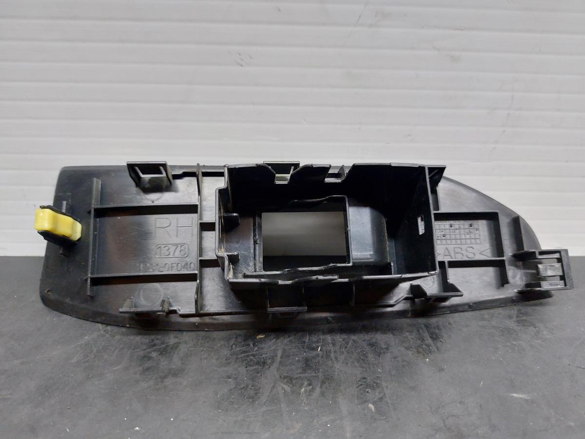 Couvercle / couverture générale TOYOTA Verso (_R2_) Imagem-2