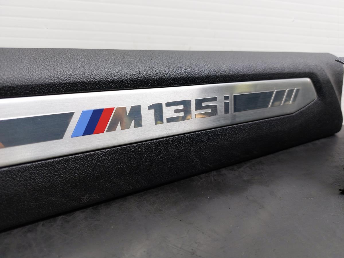 Seuil de porte avant Droite BMW 1 (F40) Imagem-2