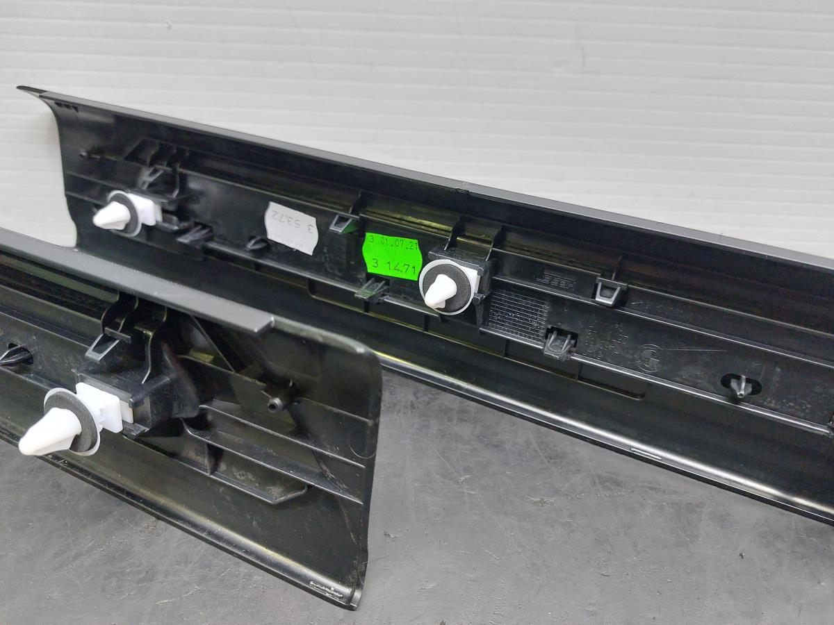 Seuil de porte avant Droite BMW 1 (F40) Imagem-7
