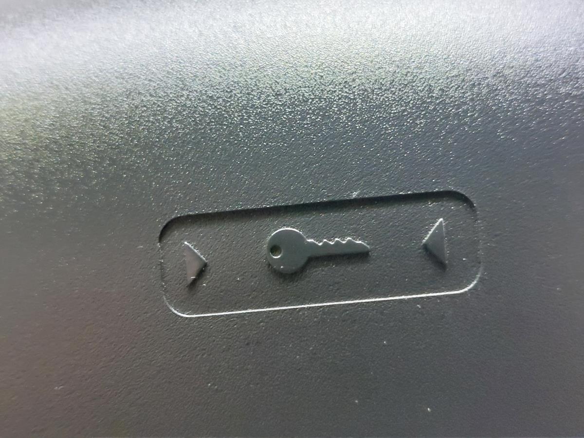 Coperchio / copertura generica BMW 1 (F40) Imagem-7