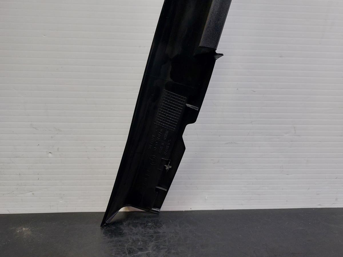 Modanatura porta anteriore sinistra BMW 1 (F40) Imagem-4