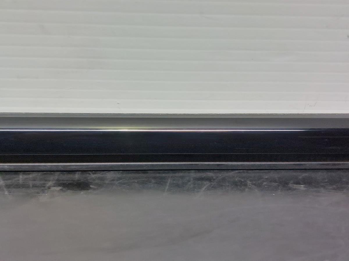 Modanatura porta anteriore destra BMW 1 (F40) Imagem-2