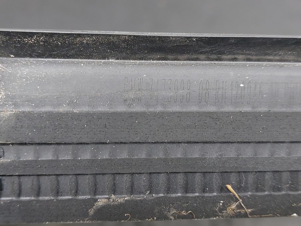 Modanatura porta anteriore destra BMW 1 (F40) Imagem-9