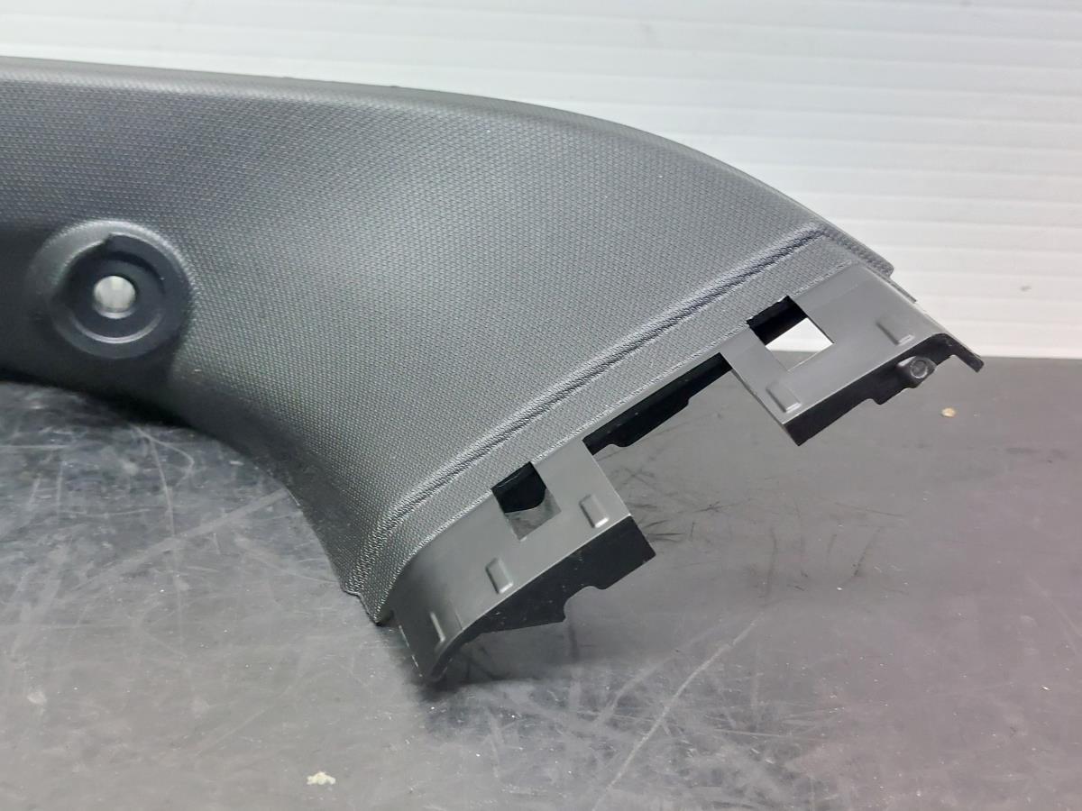 Modanatura porta / portellone bagagliaio BMW 1 (F40) Imagem-1