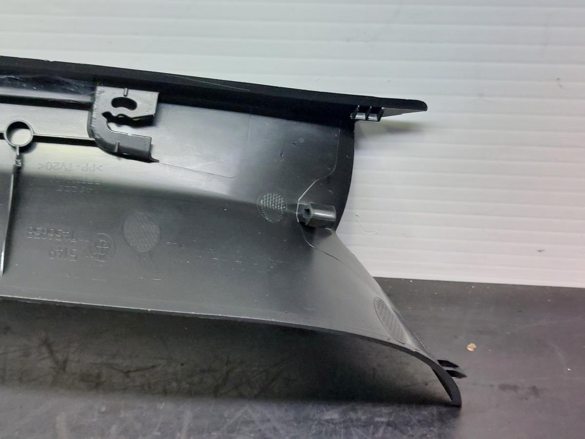 Modanatura porta / portellone bagagliaio BMW 1 (F40) Imagem-6