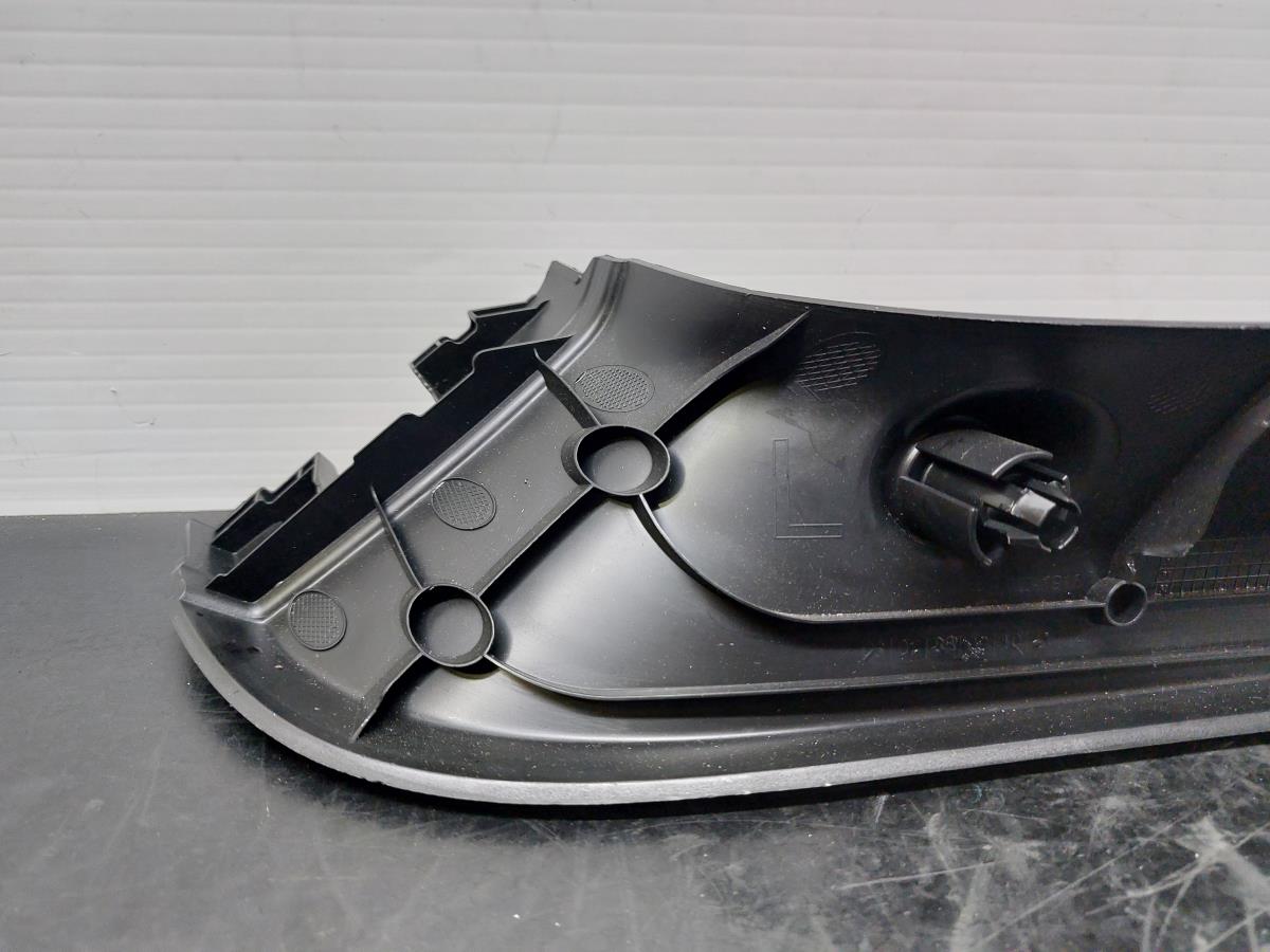 Modanatura interna BMW 1 (F40) Imagem-5