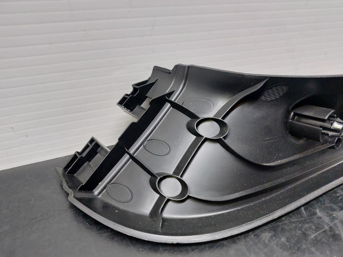 Modanatura interna BMW 1 (F40) Imagem-6