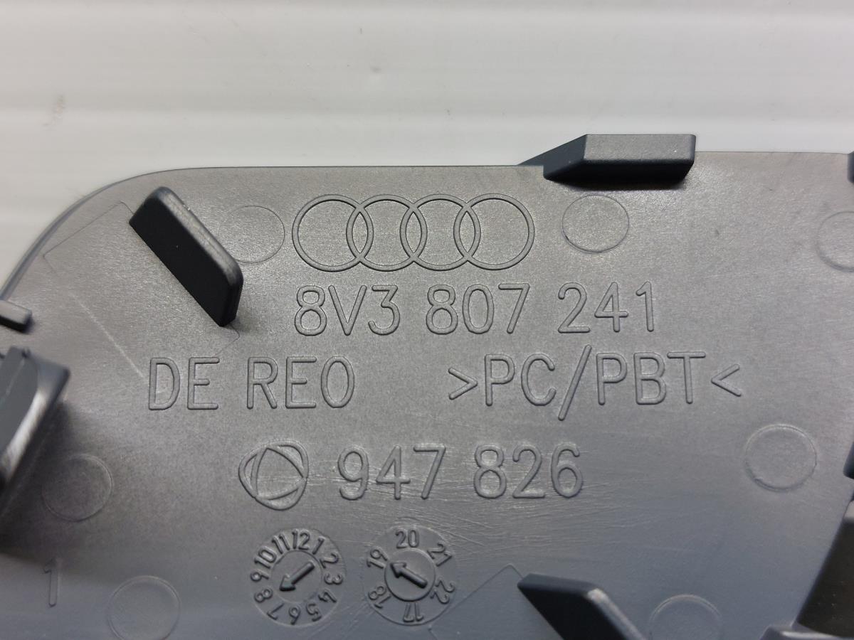 Tapa / cubierta genérica AUDI A3 Sportback (8VA, 8VF) Imagem-2