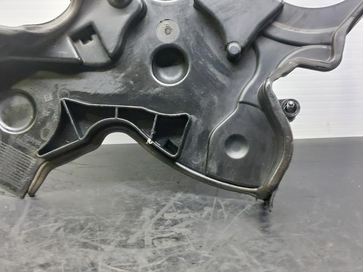 Tampa / cobertura genérica PEUGEOT 3008 II (M_) Imagem-9