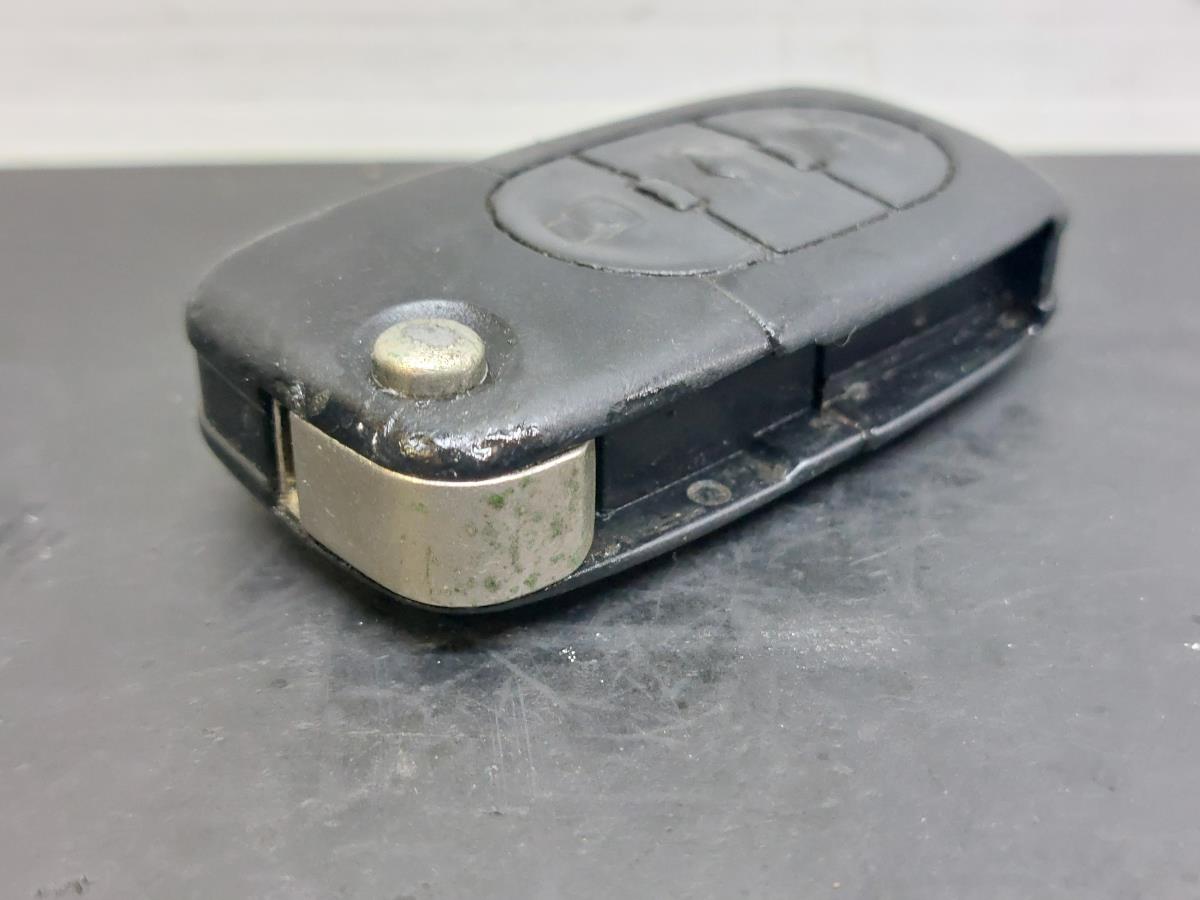 Chave / comando AUDI TT (8N3) Imagem-2