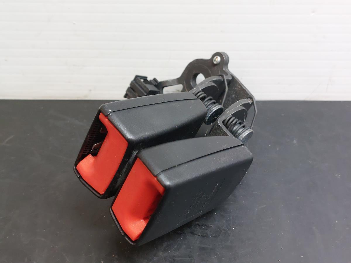 Cablaggio cintura di sicurezza AUDI A3 Sportback (8VA, 8VF) Imagem-2