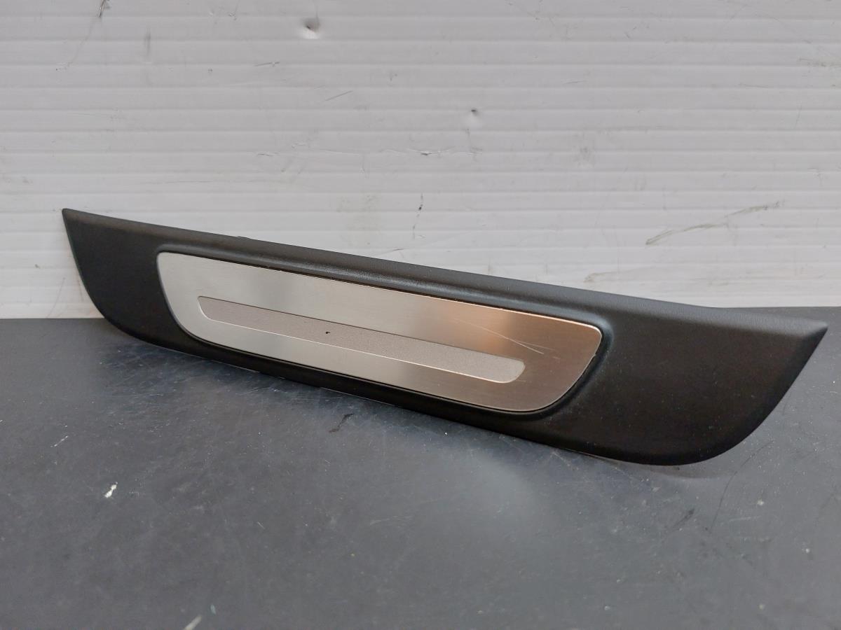 Battitacco porta posteriore sinistra AUDI A3 Sportback (8VA, 8VF) Imagem-1