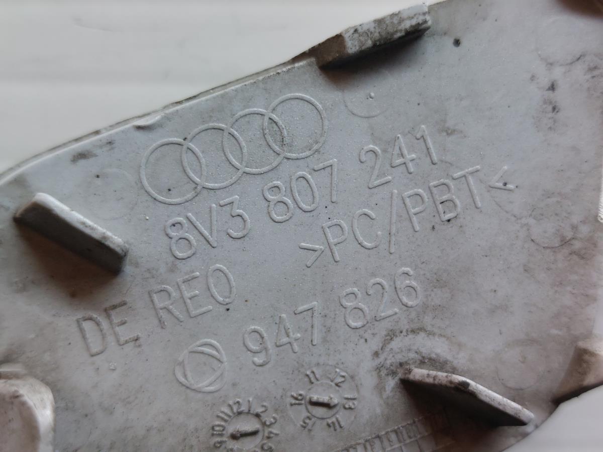 Tapa / cubierta genérica AUDI A3 Sportback (8VA, 8VF) Imagem-3