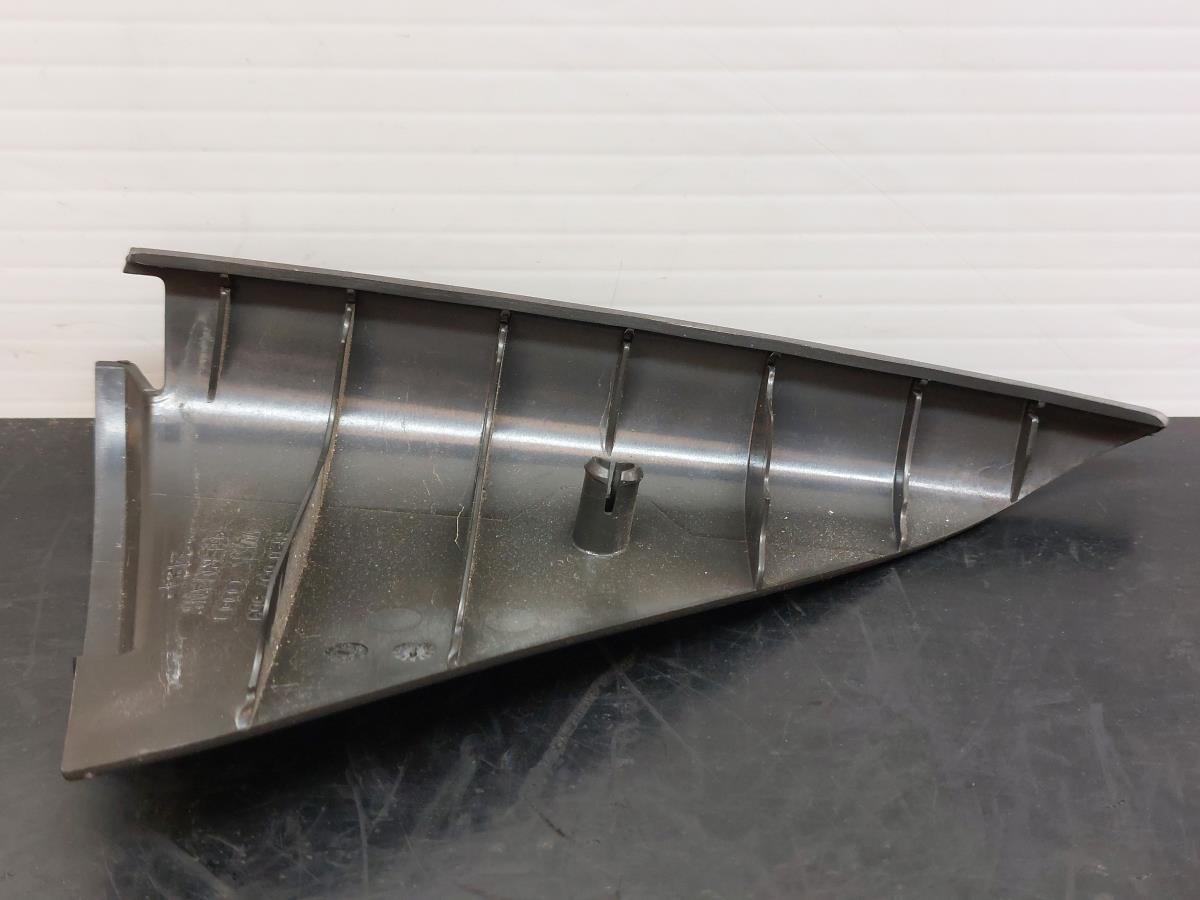 Moulure intérieure AUDI A4 (8E2, B6) Imagem-1