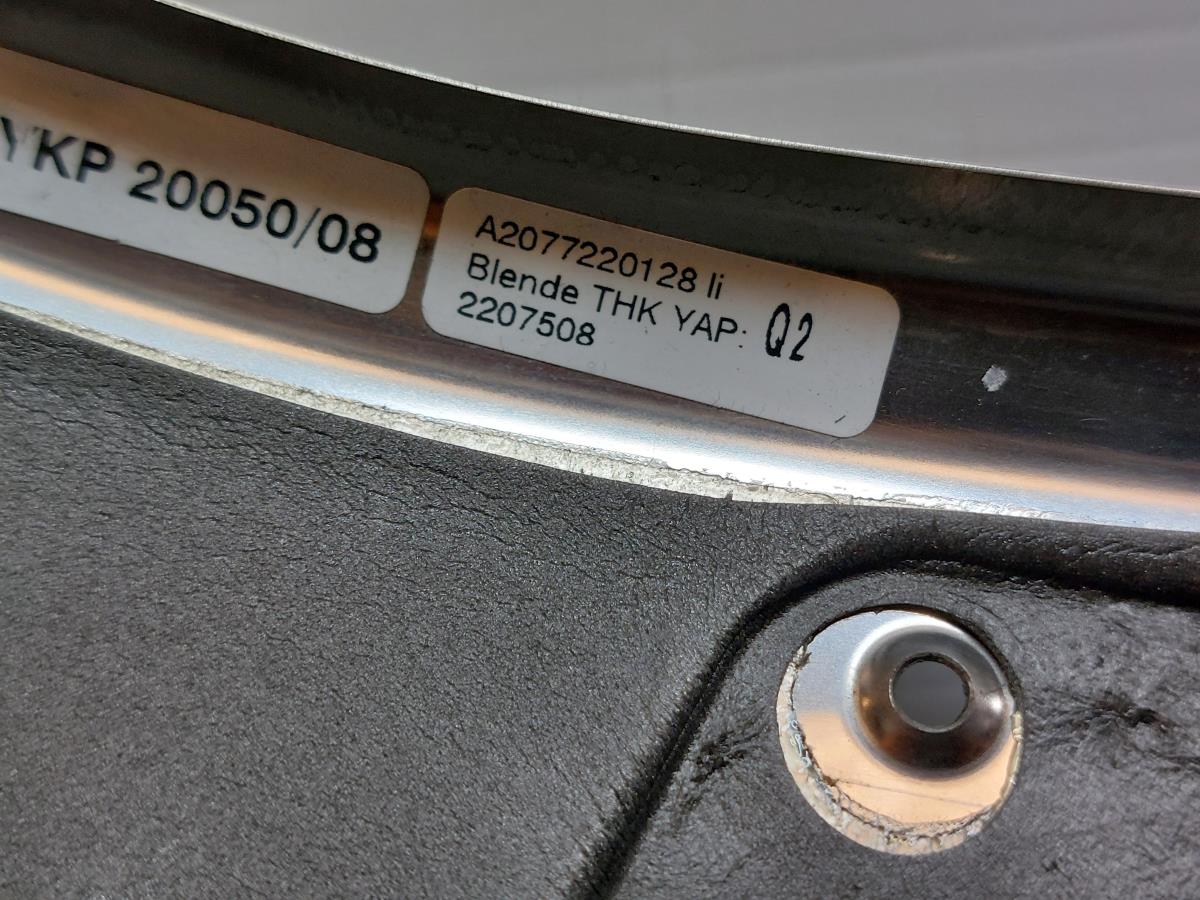 Modanatura porta anteriore sinistra MERCEDES-BENZ Classe E Cabriolet (A207) Imagem-3