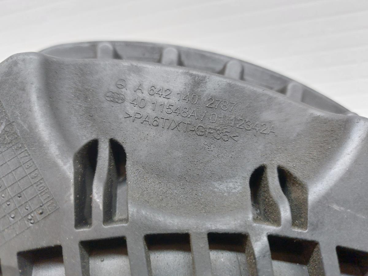 Canister MERCEDES-BENZ Classe E Cabriolet (A207) Imagem-1