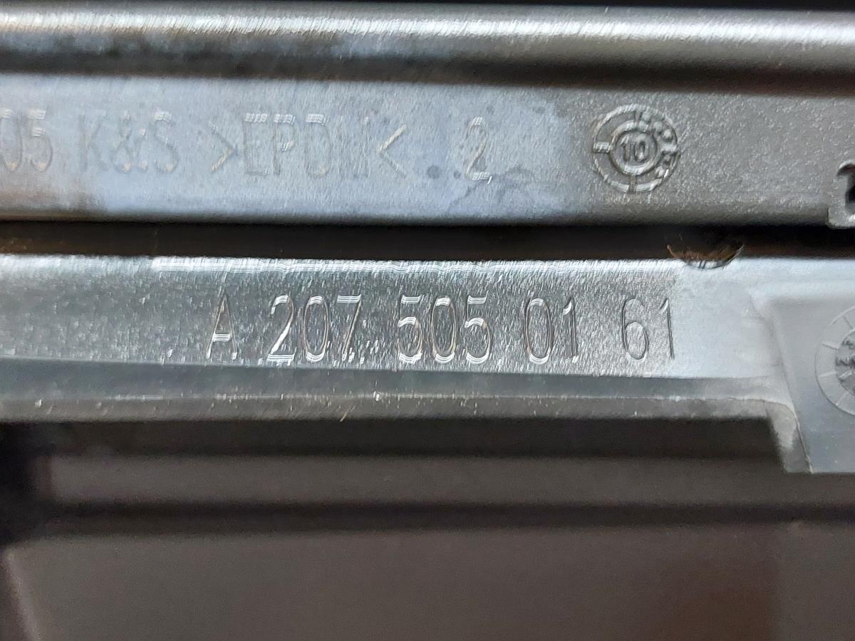 Tapa / cubierta genérica MERCEDES-BENZ Classe E Cabriolet (A207) Imagem-9