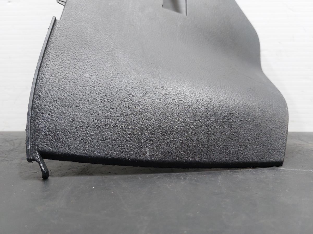 Couvercle / couverture générale TOYOTA Auris Hatchback (_E18_) Imagem-1