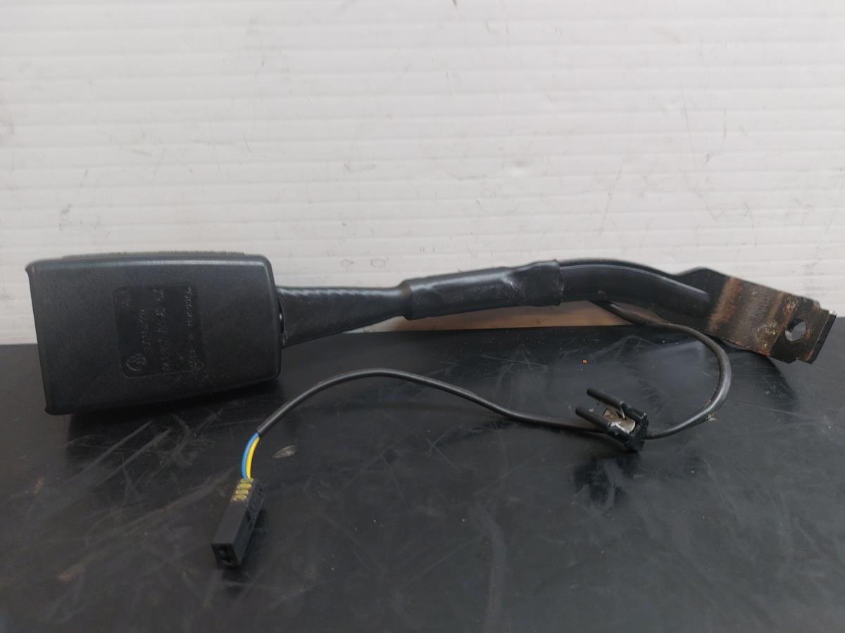 Arnés del cinturón de seguridad VOLKSWAGEN Golf VI (5K1)