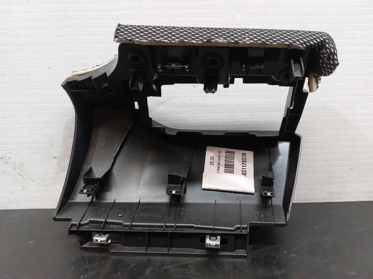 Friso tablier DACIA Jogger Imagem-2