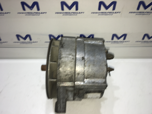 Alternatore VOLVO 240 Kombi (P245) Imagem-1