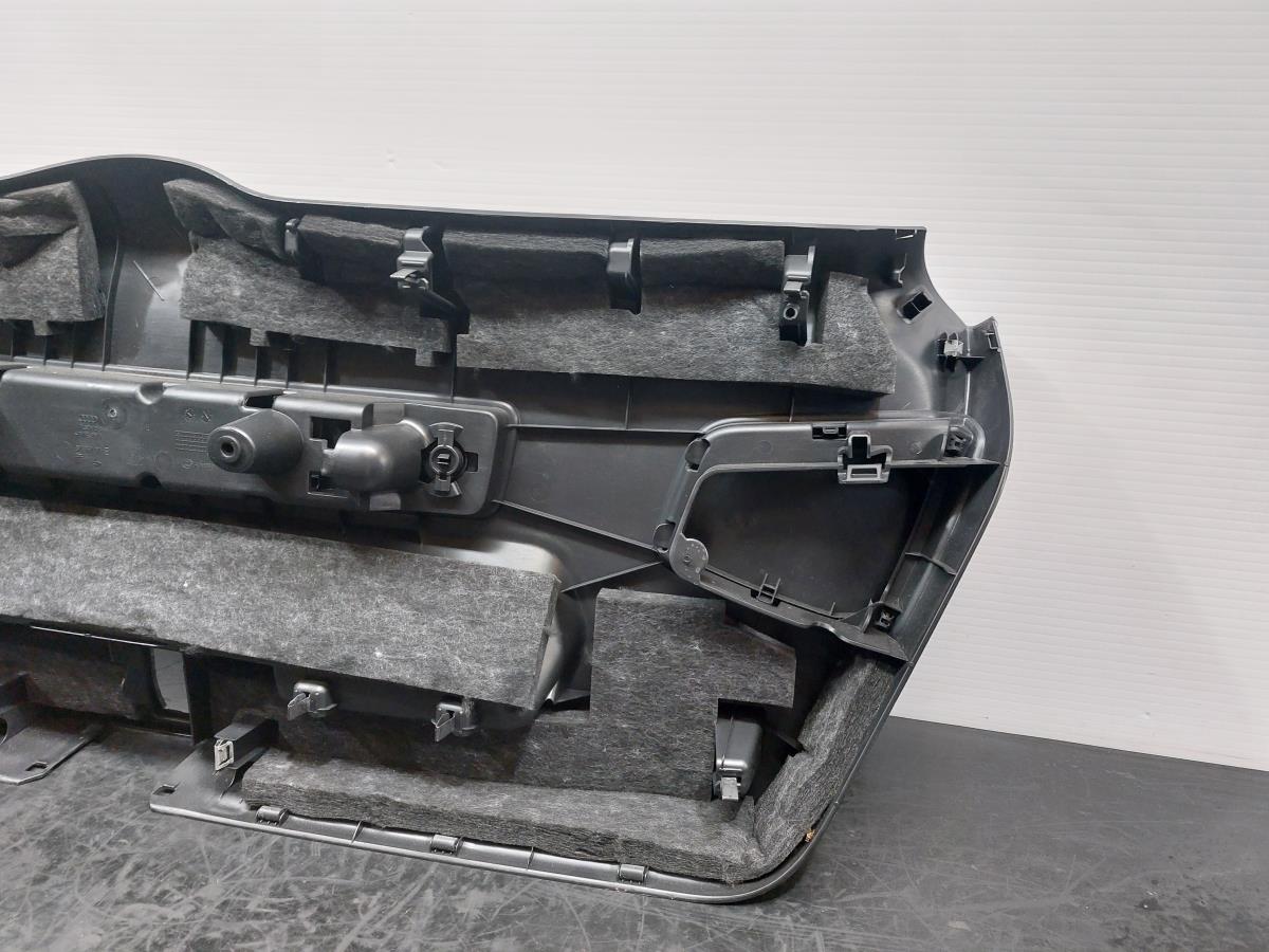 Rivestimento portellone bagagliaio AUDI A3 Sportback (8VA, 8VF) Imagem-9